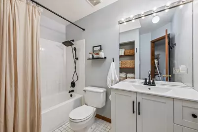 5325 N Kenmore Avenue #3A, Chicago, IL 60640 - Photo 11