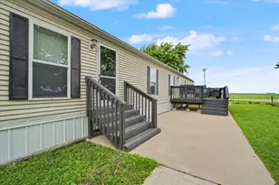 108 Franklin St, Plainfield, IL 61862 - Photo 5