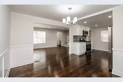 10048 S Saint Lawrence Avenue, Chicago, IL 60628 - Photo 7