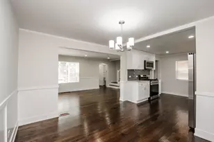 10048 S St Lawrence Ave, Chicago, IL 60628 - Photo 7