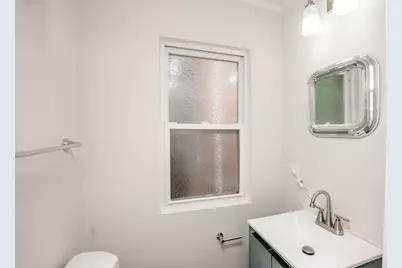 10048 S Saint Lawrence Avenue, Chicago, IL 60628 - Photo 13
