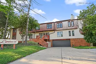 2802 E Lincoln St, Bloomington, IL 61704 - Photo 25