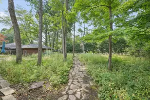 1233 Glen Oak Ln, Northbrook, IL 60062 - Photo 23