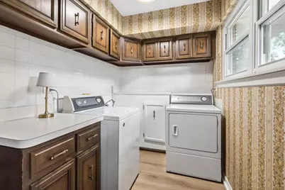 1233 Glenoak Lane, Northbrook, IL 60062 - Photo 15