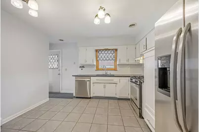 952 W Grant Drive, Des Plaines, IL 60016 - Photo 19
