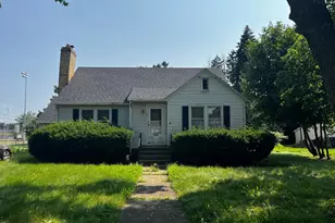 693 Enterprise St, Elgin, IL 60120 - Photo 1