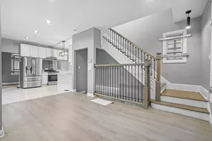 10100 S Eggleston Ave, Chicago, IL 60628 - Photo 5