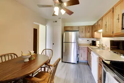 418 Bluebird Lane #418, Deerfield, IL 60015 - Photo 9