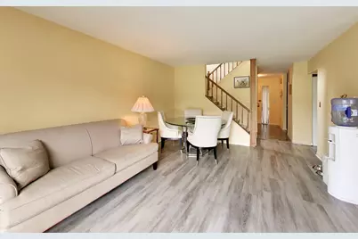 418 Bluebird Lane #418, Deerfield, IL 60015 - Photo 3