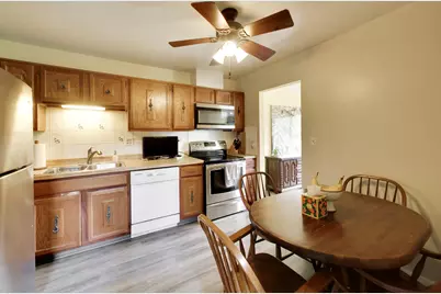 418 Bluebird Lane #418, Deerfield, IL 60015 - Photo 7