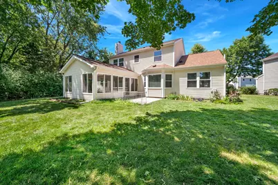 1384 Marble Hill Drive, Lake Zurich, IL 60047 - Photo 19