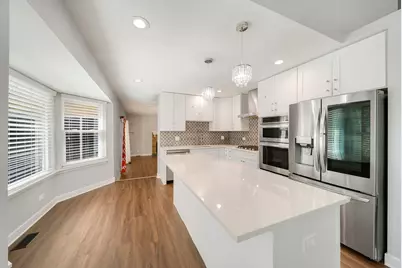 1384 Marble Hill Drive, Lake Zurich, IL 60047 - Photo 5