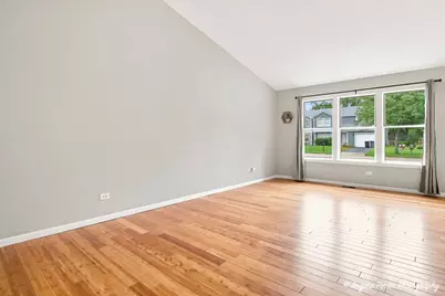 205 Chaparral Circle, Elgin, IL 60120 - Photo 7
