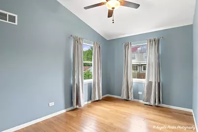 205 Chaparral Circle, Elgin, IL 60120 - Photo 17