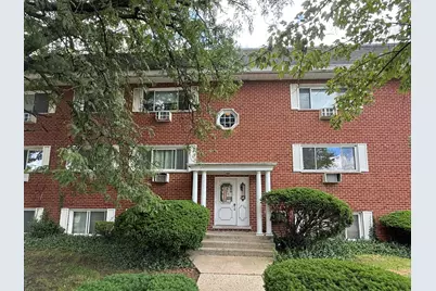 727 S Maple Avenue #302, Oak Park, IL 60304 - Photo 1