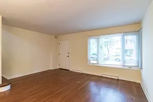 519 1/2 Ridge Rd, Wilmette, IL 60091 - Photo 3