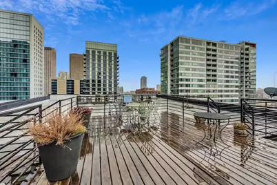 626 W Randolph Street #302, Chicago, IL 60661 - Photo 21