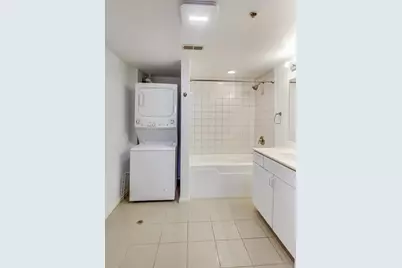 626 W Randolph Street #302, Chicago, IL 60661 - Photo 17