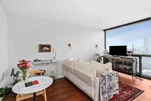 4343 N Clarendon Ave, Chicago, IL 60613 - Photo 9