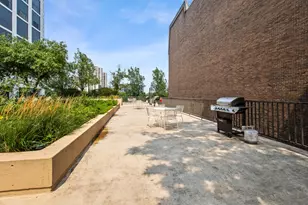 4343 N Clarendon Ave, Chicago, IL 60613 - Photo 17