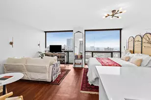 4343 N Clarendon Ave, Chicago, IL 60613 - Photo 3