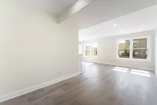 1430 Ash Ct, Carol Stream, IL 60188 - Photo 5