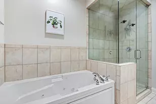 1056 W Lawrence Ave, Chicago, IL 60640 - Photo 13