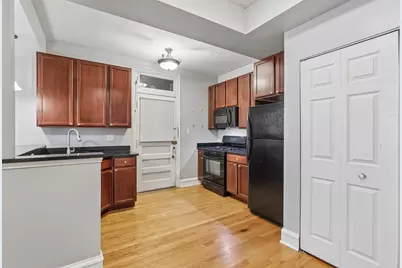 221 N Oak Park Avenue #2E, Oak Park, IL 60302 - Photo 7