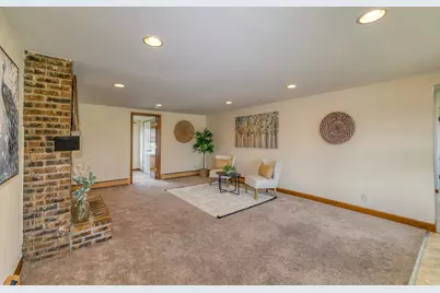 220 S First Street, Elburn, IL 60119 - Photo 7