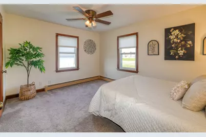 220 S First Street, Elburn, IL 60119 - Photo 11