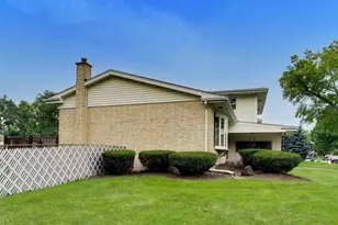 433 Kinkaid Ct, Des Plaines, IL 60016 - Photo 35