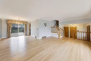 433 Kinkaid Ct, Des Plaines, IL 60016 - Photo 7