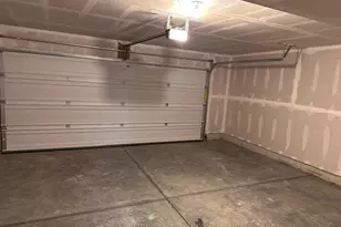 560 Wolverine Dr, Aurora, IL 60502 - Photo 27