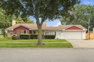 1609 S Greenwood Ave, Park Ridge, IL 60068 - Photo 1