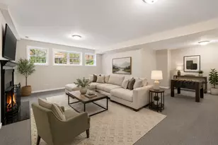 853 W Lakeside Pl, Chicago, IL 60640 - Photo 11