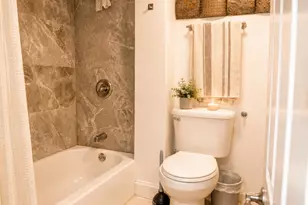 2711 N Marmora Ave, Chicago, IL 60639 - Photo 17