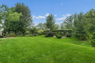 8204 W Rosebury Dr, Frankfort, IL 60423 - Photo 31