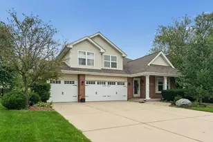 8204 W Rosebury Dr, Frankfort, IL 60423 - Photo 1