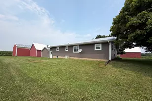 12641 Ellis Rd, Fenton, IL 61251 - Photo 5