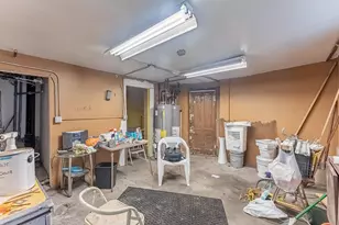 1019 W 18th St, Chicago, IL 60608 - Photo 31