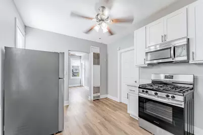 1019 W 18th Street, Chicago, IL 60608 - Photo 3
