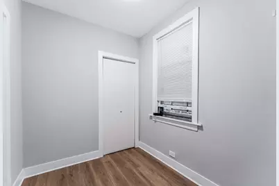 1019 W 18th Street, Chicago, IL 60608 - Photo 9