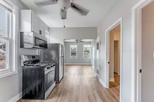 1019 W 18th St, Chicago, IL 60608 - Photo 17
