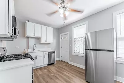 1019 W 18th Street, Chicago, IL 60608 - Photo 5