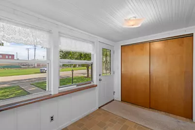 100 Burlington Street, Somonauk, IL 60552 - Photo 3