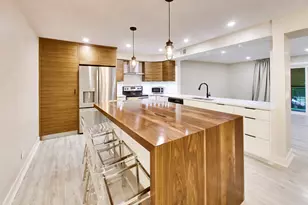 1030 S Fernandez Ave, Arlington Heights, IL 60005 - Photo 5
