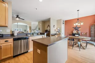 1165 Comiskey Ave, North Aurora, IL 60542 - Photo 15