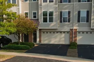 3335 Kentshire Cir, Aurora, IL 60504 - Photo 1
