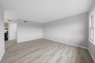 3170 W Meadow Ln, Merrionette Park, IL 60803 - Photo 13