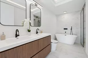 1656 N Bosworth Ave, Chicago, IL 60642 - Photo 17